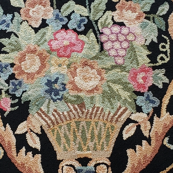 American Hooked Rug 1930s 1940s Floral Bouquet - Picture 5 of 7